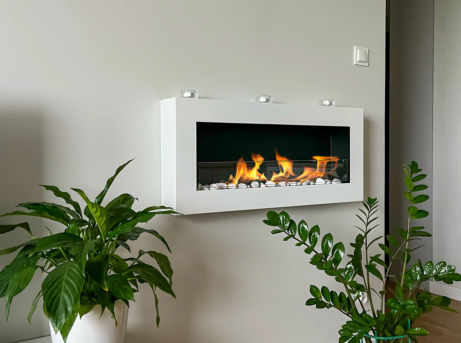 Væghængt biopejs med glas 900x400 Box hvid struktureret mat - Billede 3
